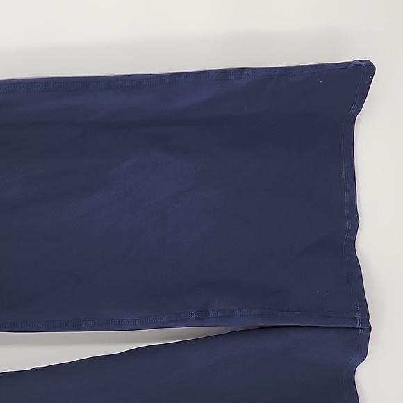 HALARA High Waist Crossover Flare Leggings Navy Extra Large (16) NWOT - Picture 9 of 12